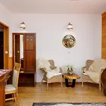 Willa Roztoka & Spa - Idealne Miejsce Dla Twojej Rodziny Bed & Breakfast